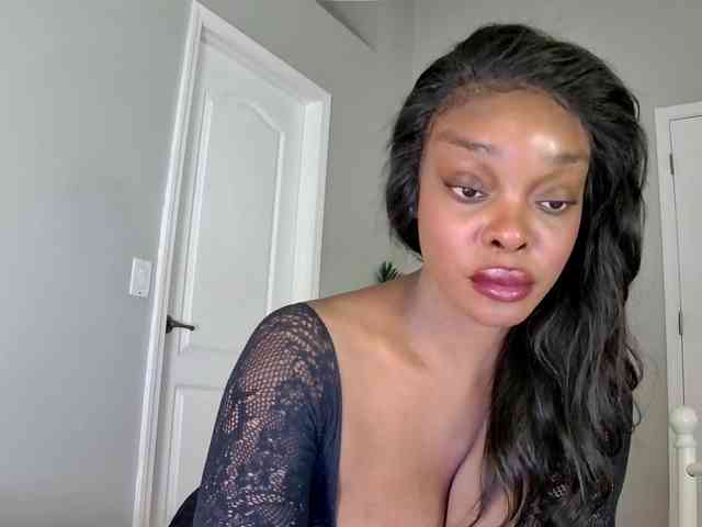 Ataliahh webcam