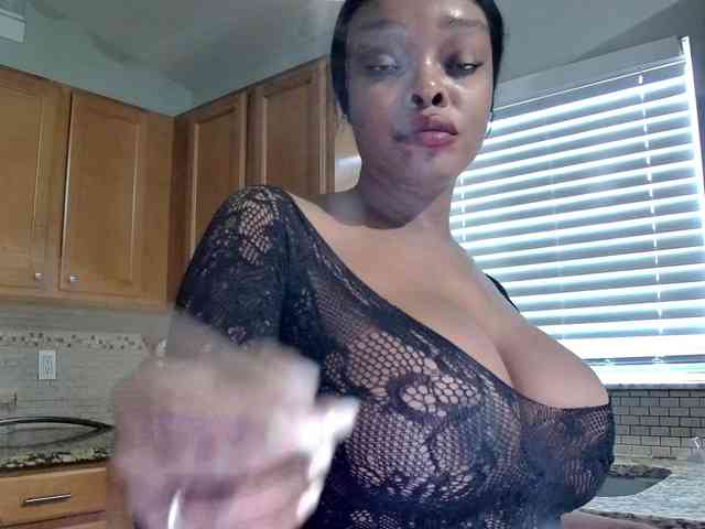 Ataliahh webcam