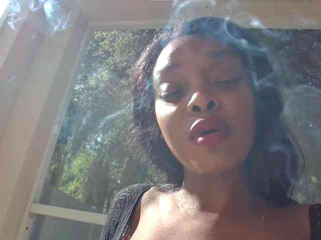 Ataliahh webcam