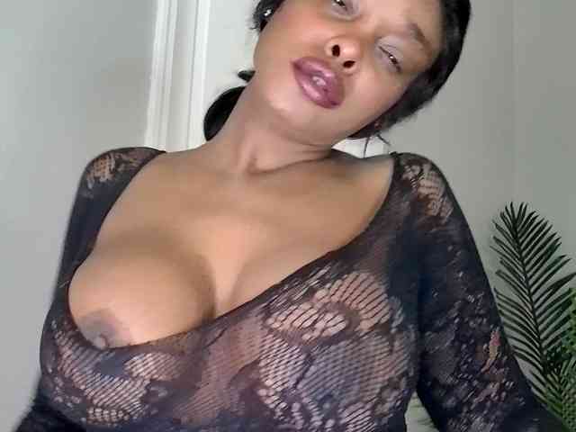 Ataliahh webcam