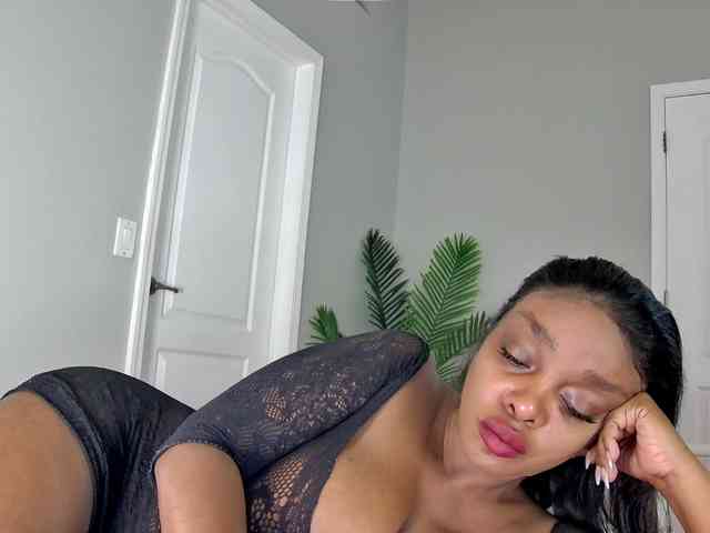 Ataliahh webcam