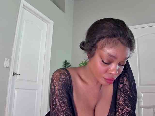 Ataliahh webcam