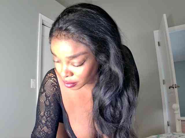 Ataliahh webcam