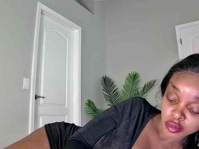Ataliahh webcam
