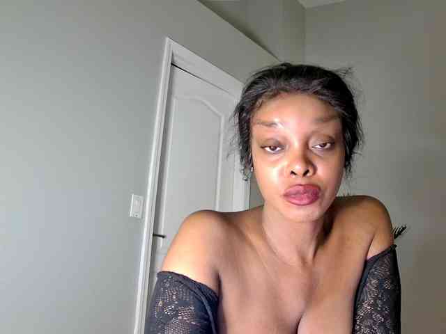 Ataliahh webcam