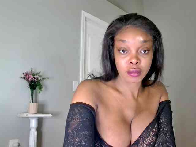 Ataliahh webcam