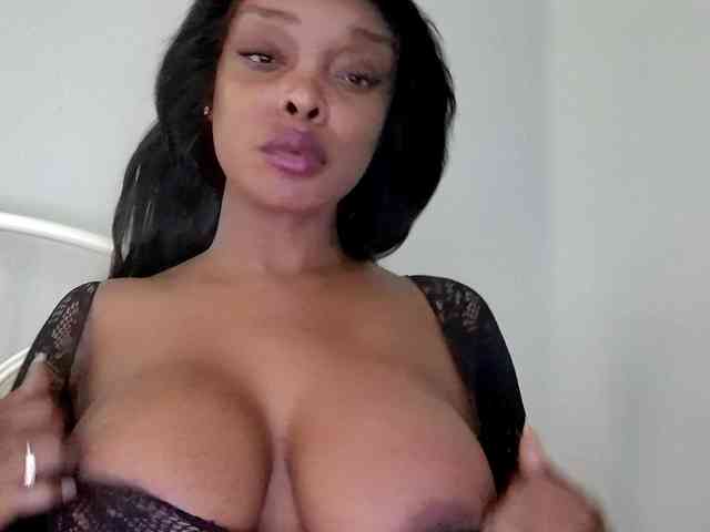 Ataliahh webcam