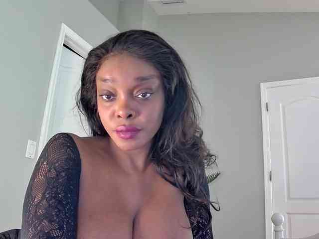 Ataliahh webcam