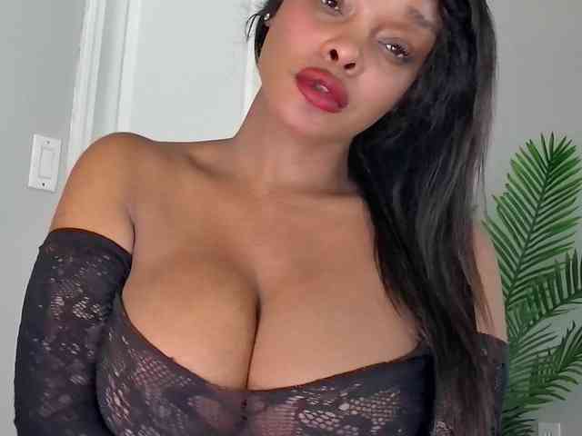 Model: Ataliahh