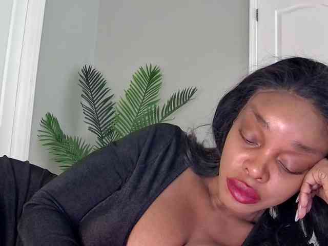 Ataliahh webcam
