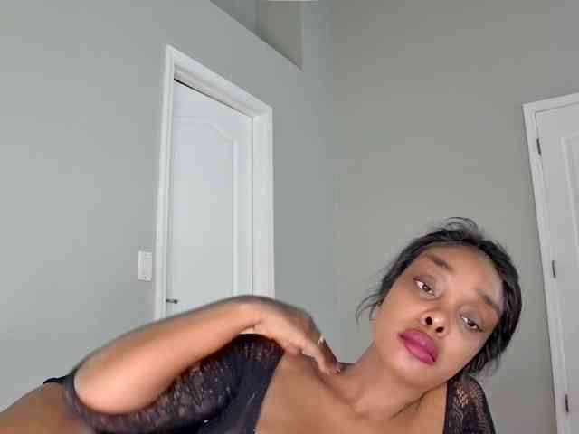 Ataliahh webcam