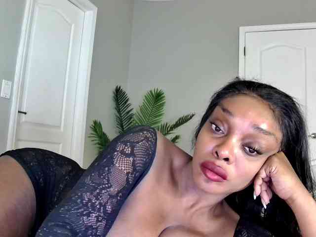 Ataliahh webcam