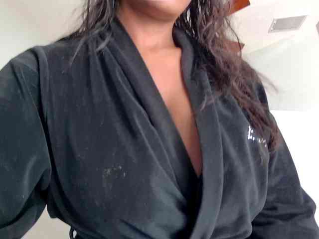 Ataliahh webcam