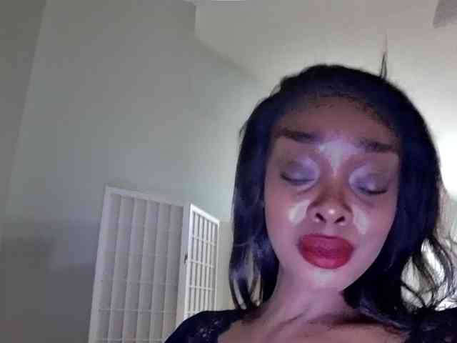 Ataliahh webcam