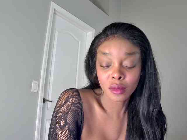 Ataliahh webcam