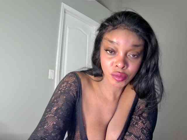 Ataliahh webcam