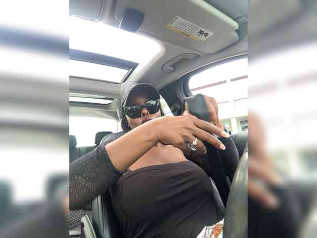 Ataliahh webcam