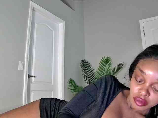 Ataliahh webcam