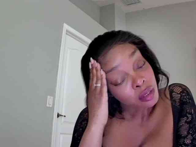 Ataliahh webcam