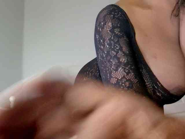 Model: Ataliahh