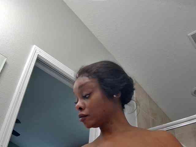 Model: Ataliahh