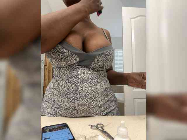 Ataliahh webcam