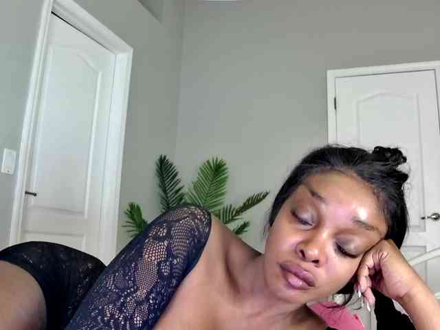 Ataliahh webcam