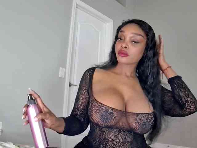 Ataliahh webcam