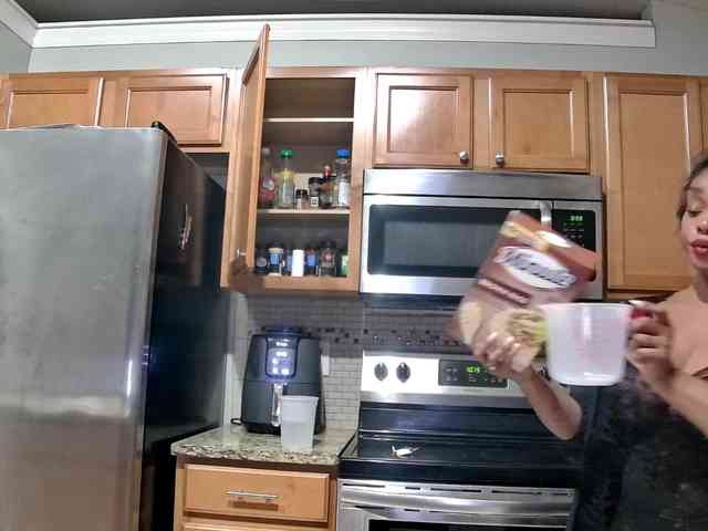 Ataliahh webcam