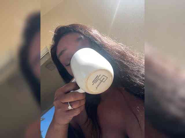 Ataliahh webcam