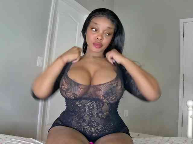 Model: Ataliahh