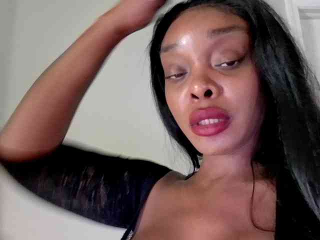 Ataliahh webcam