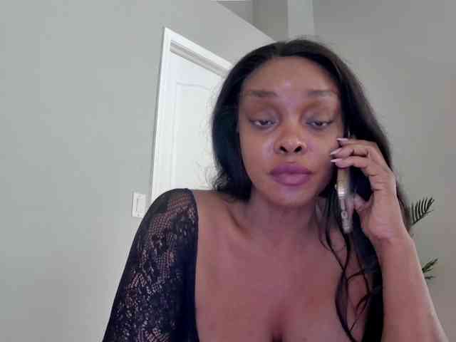 Ataliahh webcam