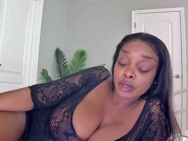Ataliahh webcam