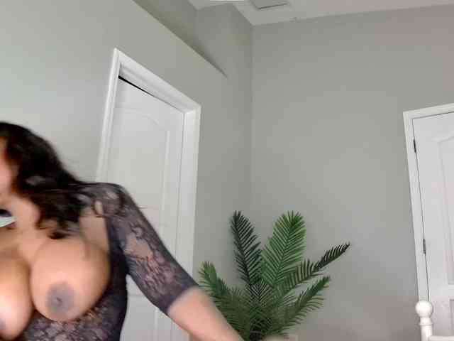 Ataliahh webcam