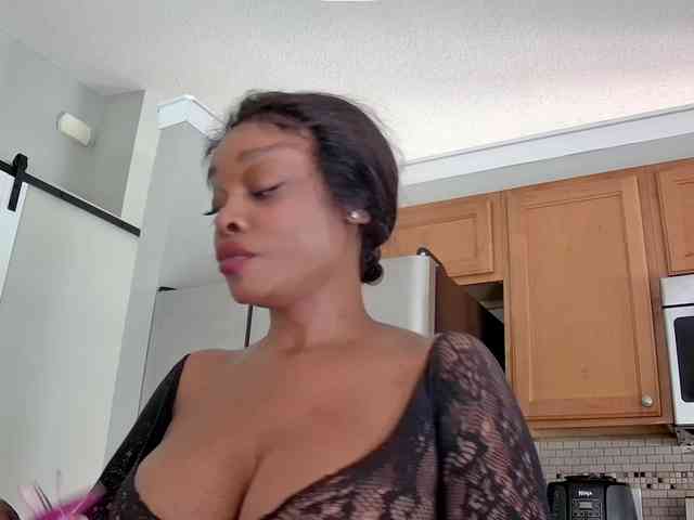 Ataliahh webcam