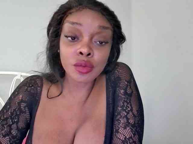 Ataliahh webcam