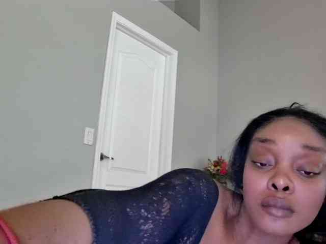 Ataliahh webcam