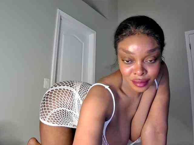 Ataliahh webcam