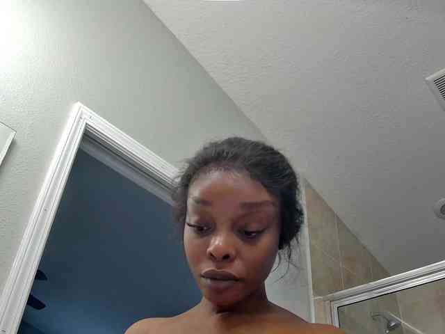 Ataliahh webcam