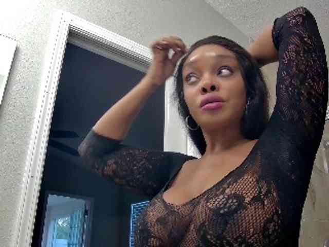 Ataliahh webcam