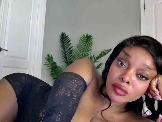 Ataliahh webcam