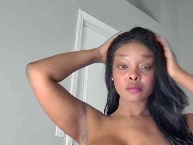 Ataliahh webcam