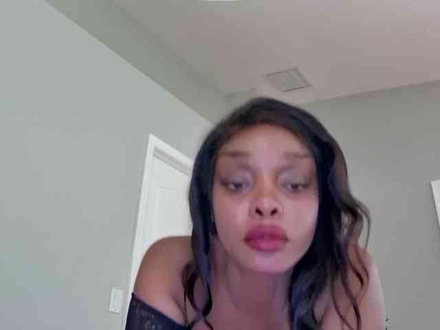 Ataliahh webcam