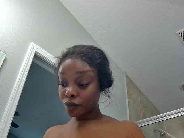Ataliahh webcam