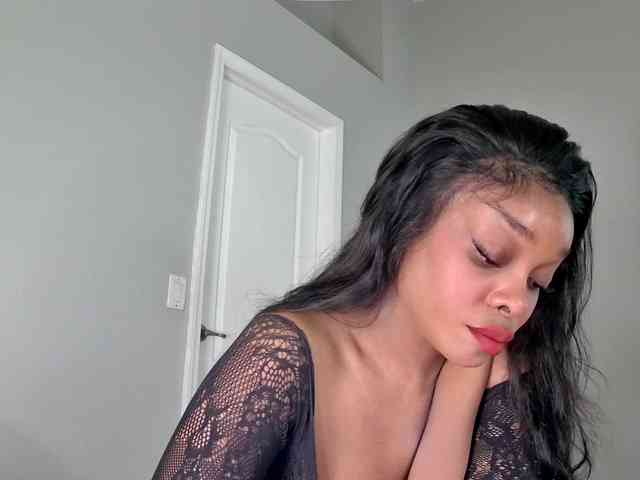 Model: Ataliahh