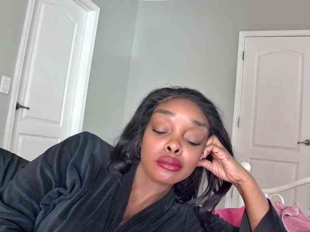 Model: Ataliahh