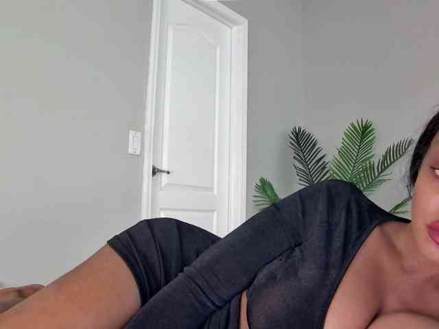 Ataliahh webcam