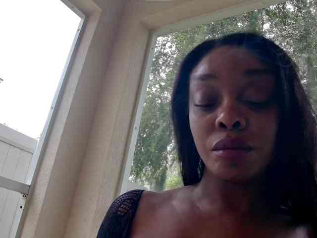 Ataliahh webcam