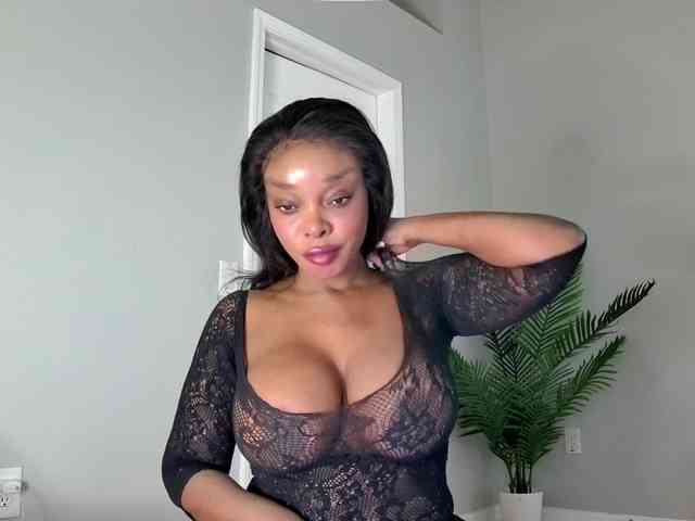 Ataliahh webcam
